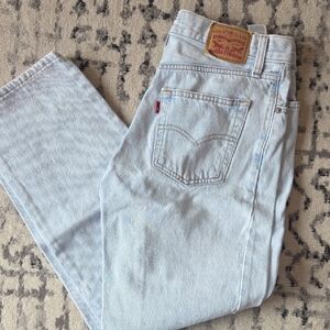 Levi's Men's Light Wash Straight Jeans